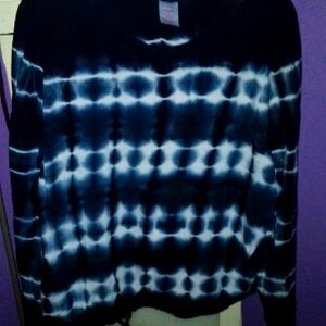 Tie-Dye Long Sleeve Top
